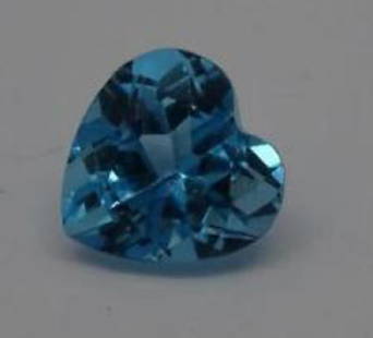 Natural London Blue Topaz Heart 5.65 cts - VVS: Natural London Blue Topaz Heart 5.65 cts - VVS......