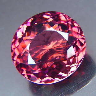 Natural Pink Tourmaline 6.465 cts - IF: Natural Pink Tourmaline 6.465 cts - IF......no treatment in any way.....DIMENSIONS10.6 X 11.4 X 7.3 MM; Origin - Mozambique
