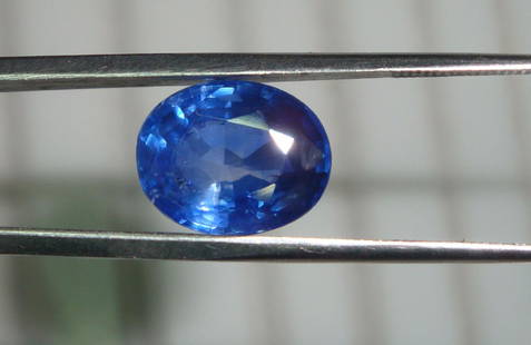 Kahmir Sapphire 5.83 ct - AGL & GRS Certifed: Kahmir Sapphire 5.83 ct -AGL & GRS Certifed....oval cut...completely free of any kind of treatment.