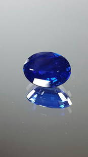 Stunning Natural Kashmir Sapphire - CD certified: Stunning Kashmir Sapphire 12.09 carats - oval shape, size 15.54 x 12.67 x 7.17 mm; Top Blue color & top luster fire; 100% natural ...no treatment in any way; certified by CD swiss lab;