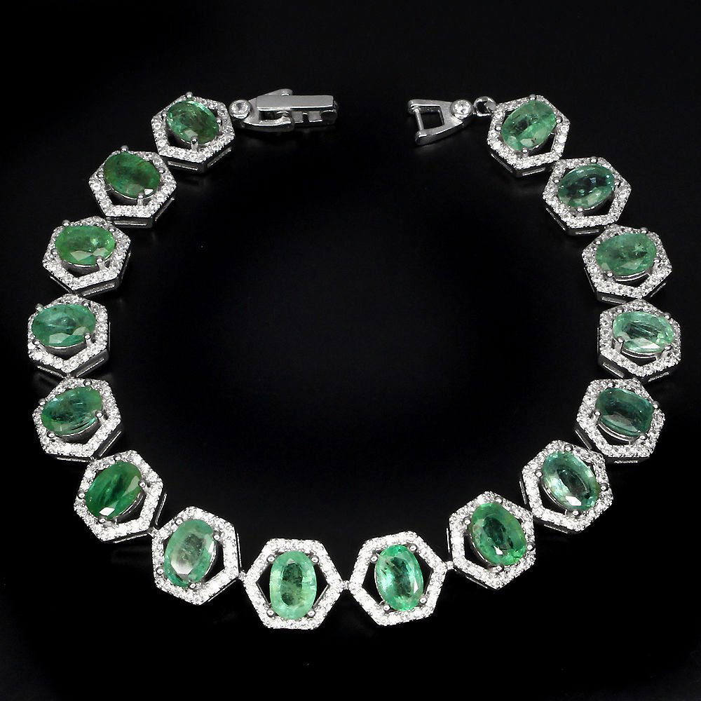 Natural Green Emerald 97 Carats Bracelet (1 of 3)