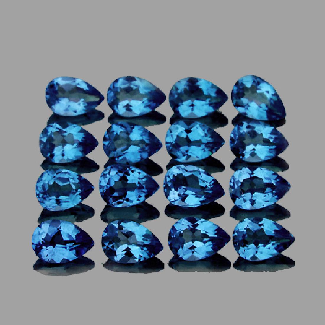 Natural Santa Maria Blue Aquamarine Pear 4x3 MM VVS: Natural Aquamarine ;WEIGHT : 2.24 - 2.42 cts ;SHAPE : Pear ;SIZE ( L x W x D ) : 4.00 x 3.00 mm ;QUANTITY : 16 pieces ( Perfectly Matched Set ) ;COLOR : Santa Maria Blue AAA Color ;CLARITY : IF-VVS1 ;