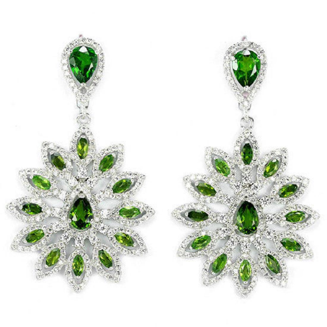 NATURAL AAA GREEN CHROME DIOPSIDE Earrings (1 of 2)