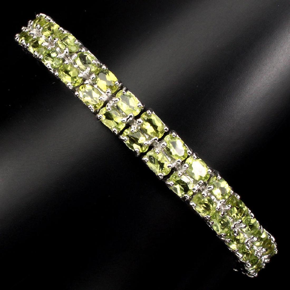 Natural Green Peridot 100.33 Carats Bracelet (1 of 3)