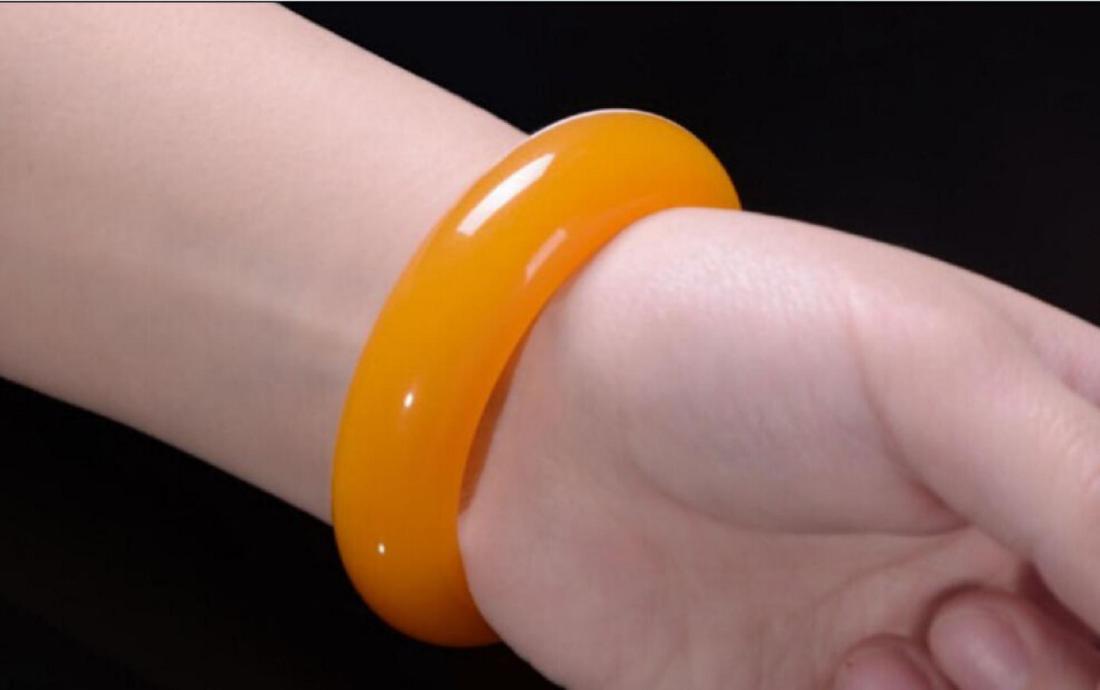 Natural A Grade Jade Bracelet/Bangle (1 of 2)