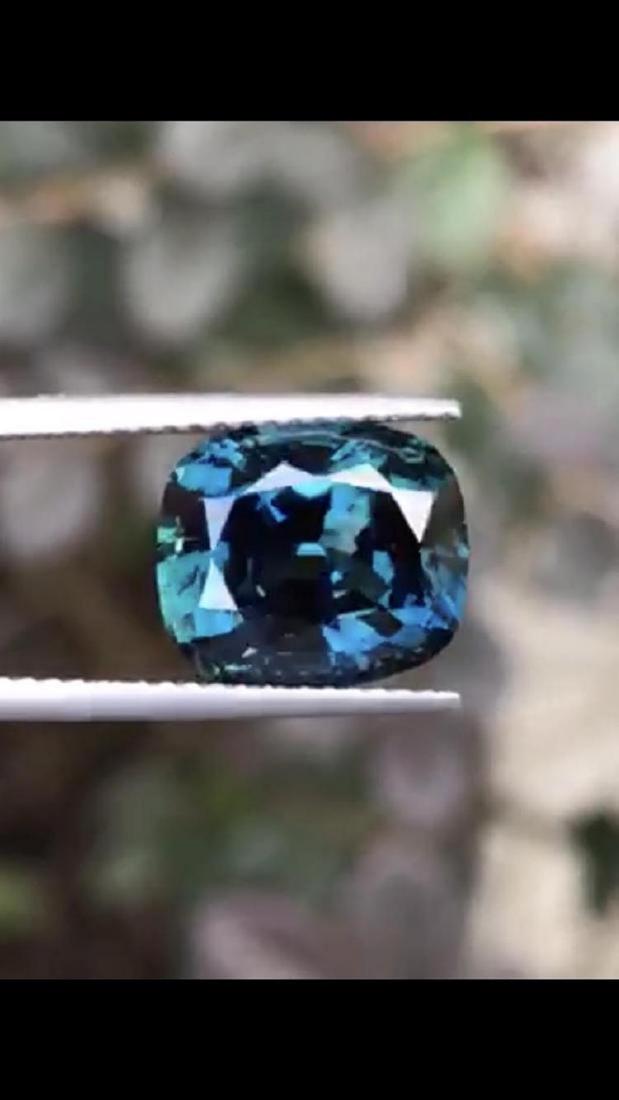 Natural Rare Greenish Blue Sapphire 5.63 Ct Certified (1 of 2)