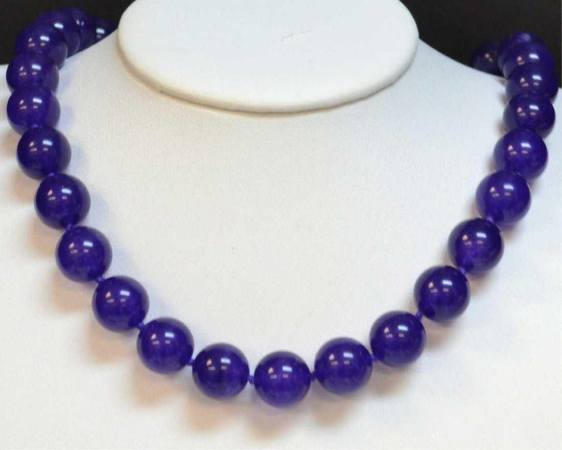 BEAUTIFUL HUGE NATURAL AMETHYST NECKLACE (1 of 2)