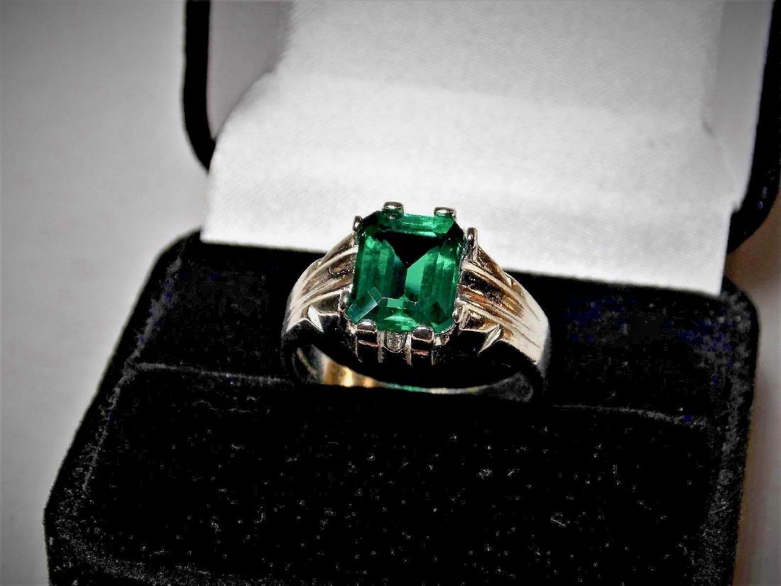 GORGEOUS 5 CT VVS1 EMERALD RING (1 of 2)