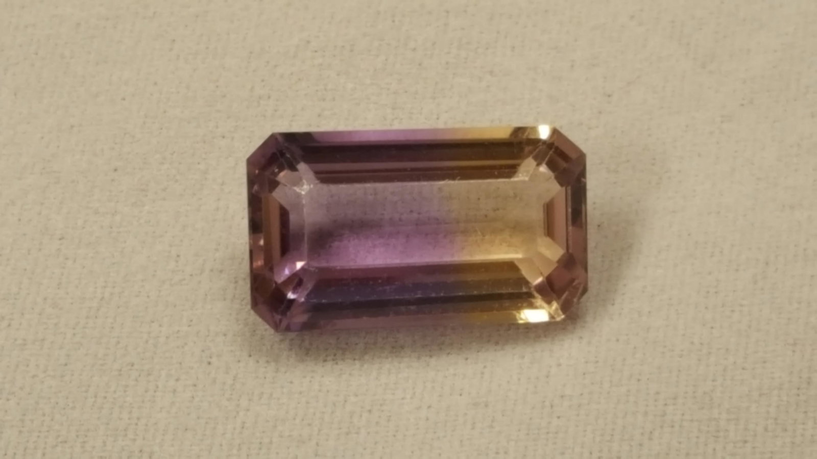 DAZZLING 7.54 CT BI COLOR AMETRINE . (1 of 5)