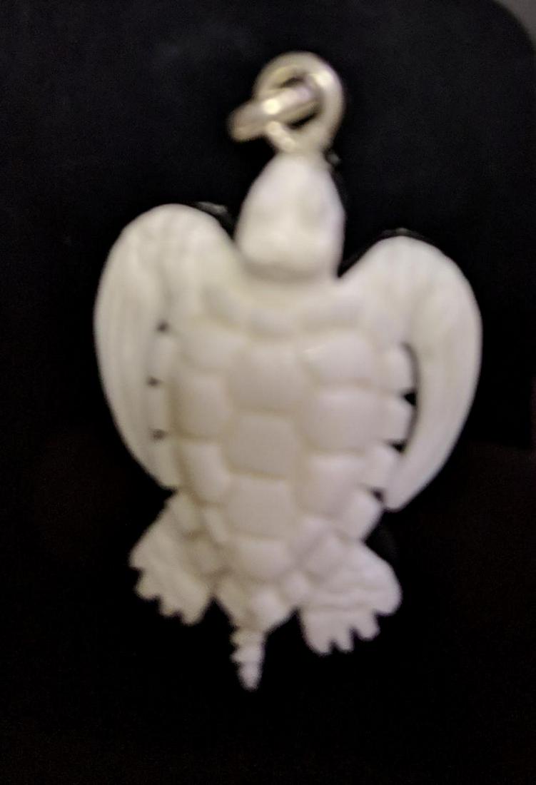 Hand Carved Turtle Pendant (1 of 1)