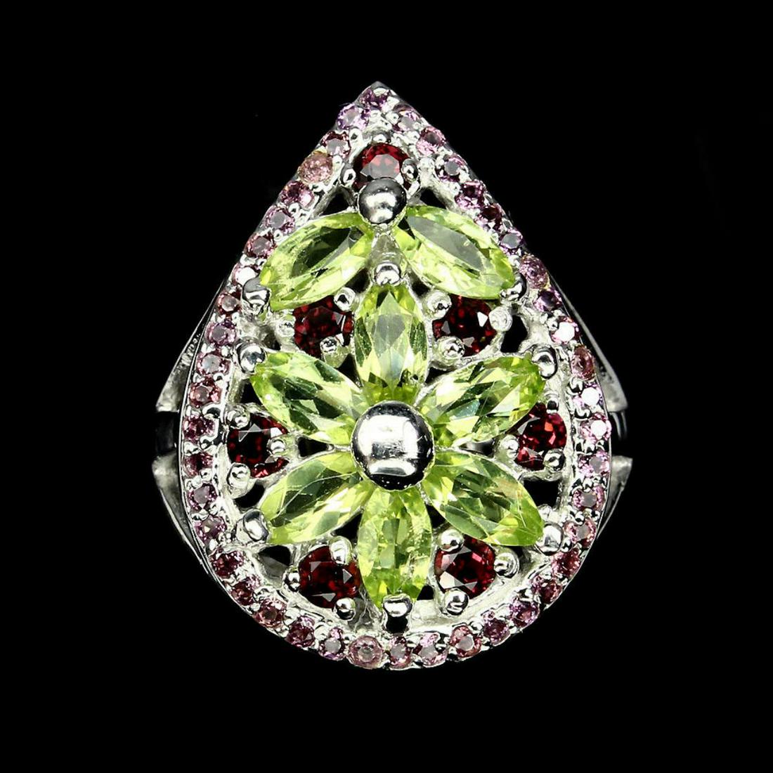 Natural Top Rich Green Peridot Rhodolite Garnet Ring (1 of 3)