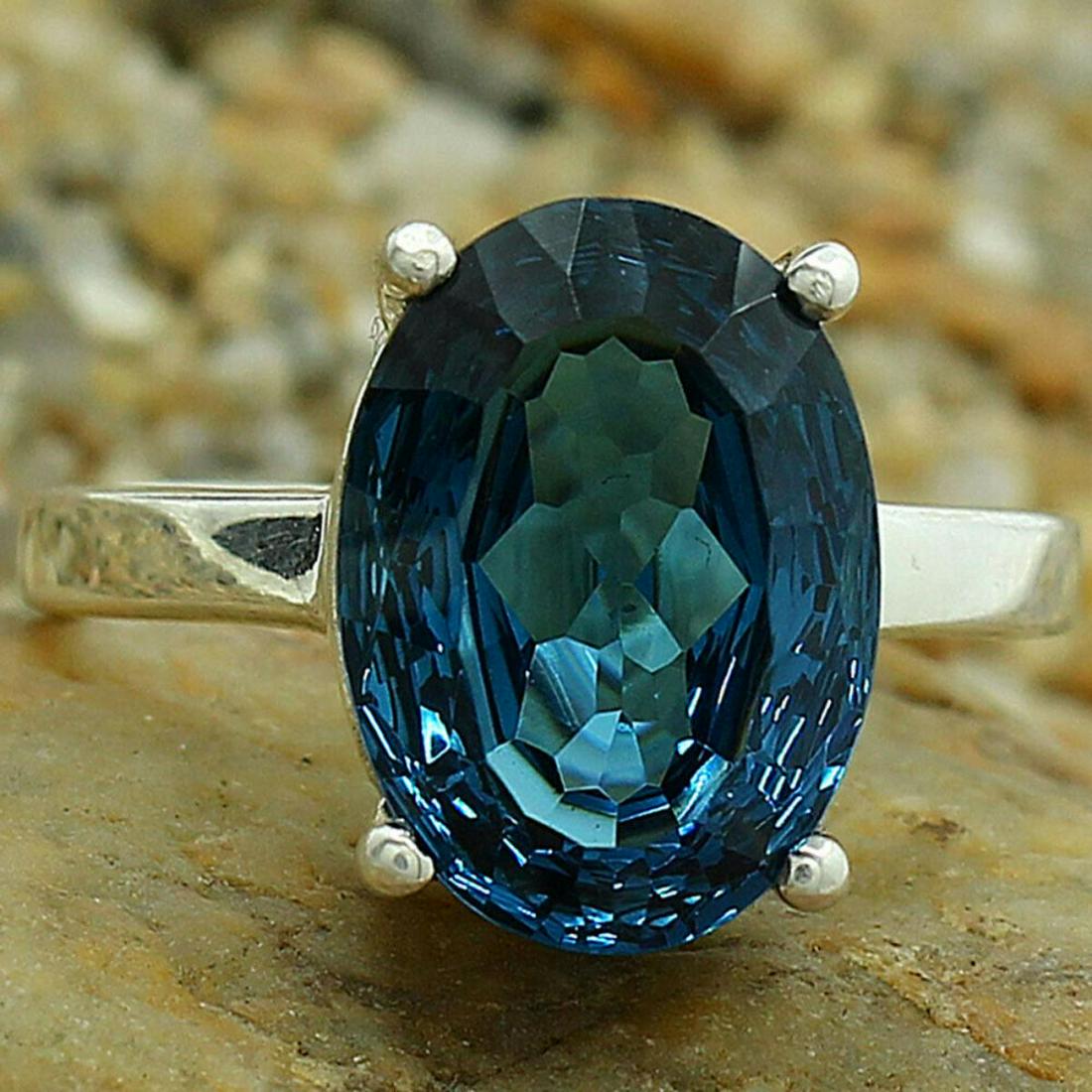 BEAUTIFUL 5 CT LONDON BLUE TOPAZ RING (1 of 2)