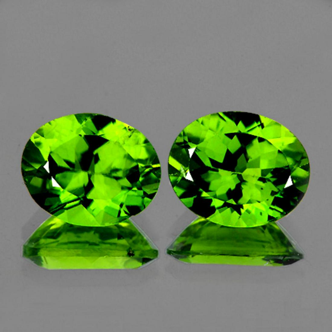 Natural Best AAA Green Peridot Pair 10x8 MM - Flawless: Natural Peridot SHAPE : Oval SIZE ( L x W x D ) : 10.00 x 8.00 mm QUANTITY : 2 pieces ( Perfectly Matched Pair ) COLOR : AAA Green CLARITY : Flawless-VVS AAA Grade ORIGIN : PAKISTAN HARDNESS : 7 LUSTE