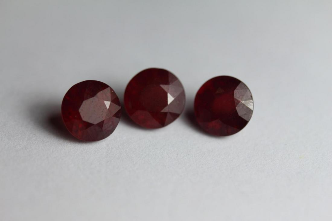 Genuine Red Ruby 7 MM 5.63 Carats (1 of 1)