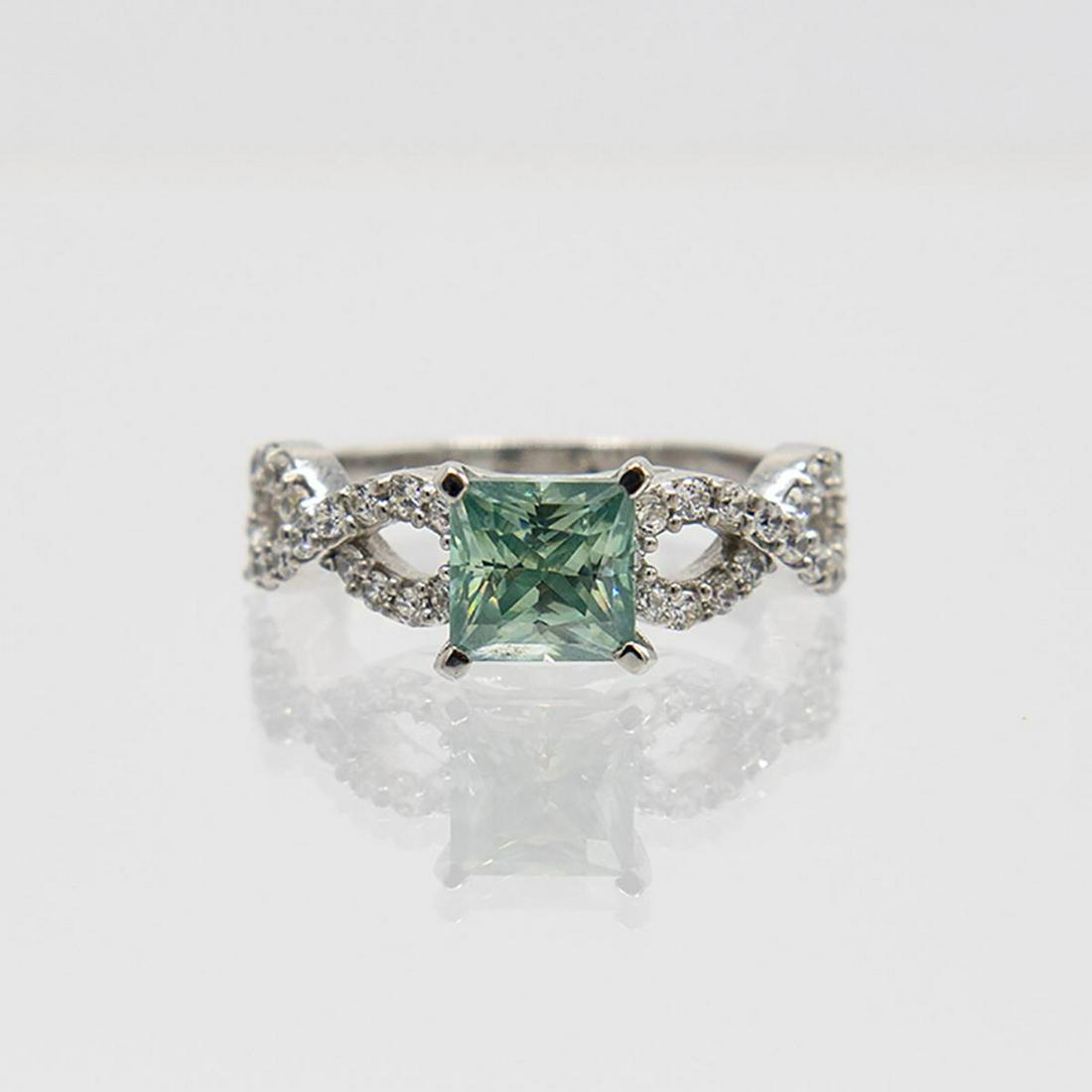 Dazzling 2.5 Ct Mint Green Diamond Ring (1 of 5)