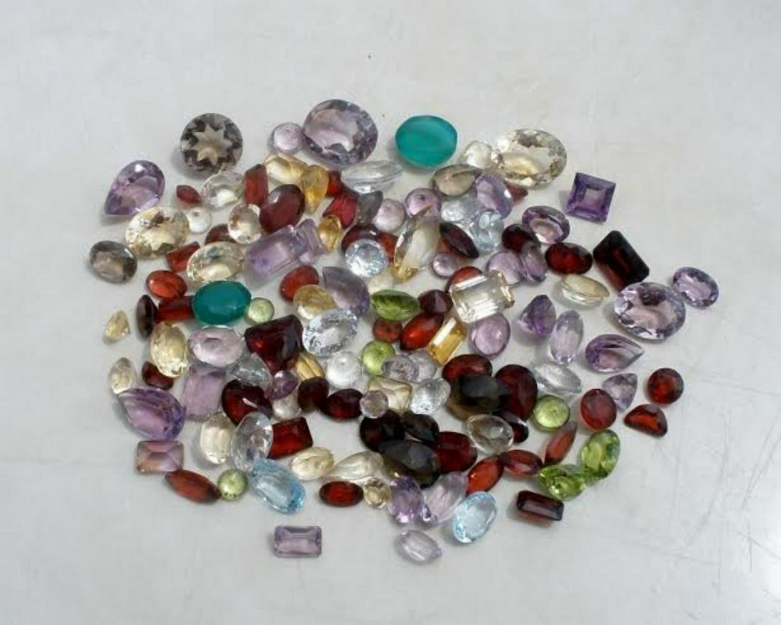 Mix Gems 100 carats (1 of 3)