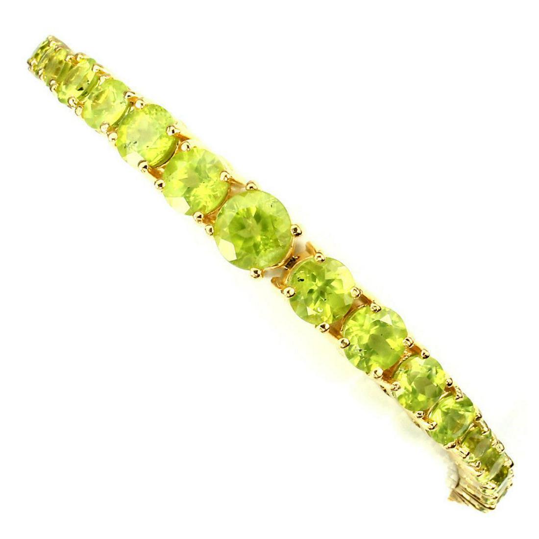 Natural  Rich Green Peridot 75.03 Cts Bracelet (1 of 3)