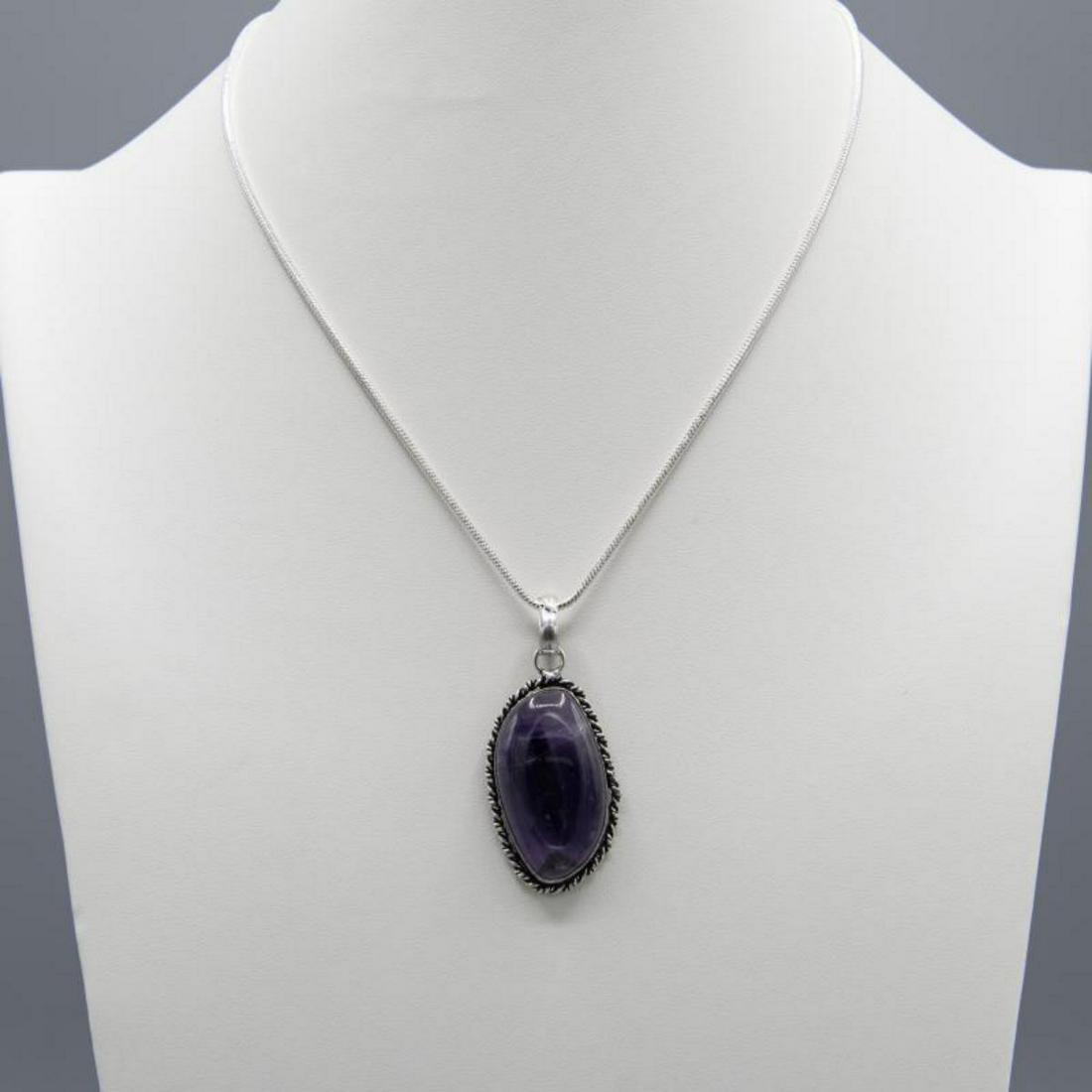 BEAUTIFUL 32 CT NATURAL AMETHYST PENDANT (1 of 4)