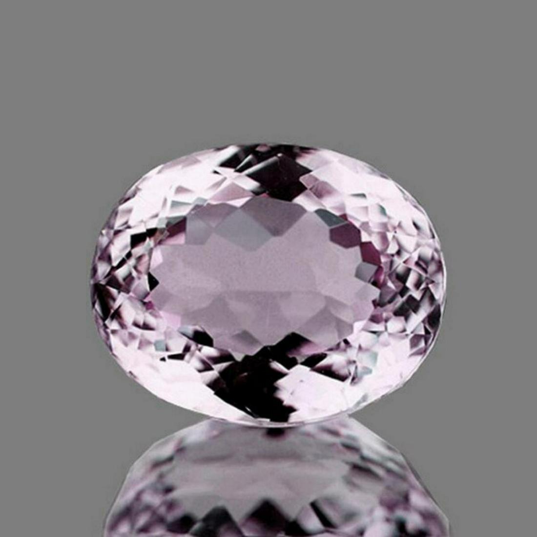 Natural Very Soft Pink Morganite [VVS]: WEIGHT : 1.63 cts;STONE NAME : Natural MorganiteSIZE ( L x W x D ) : 8.79 x 6.86 x 4.40 mm;COLOR : Very Soft PinkSHAPE : Oval;QUANTITY : 1 piece;LUSTER : Excellent!CLARITY : VVS;HARDNESS : 8;ORIGIN : 