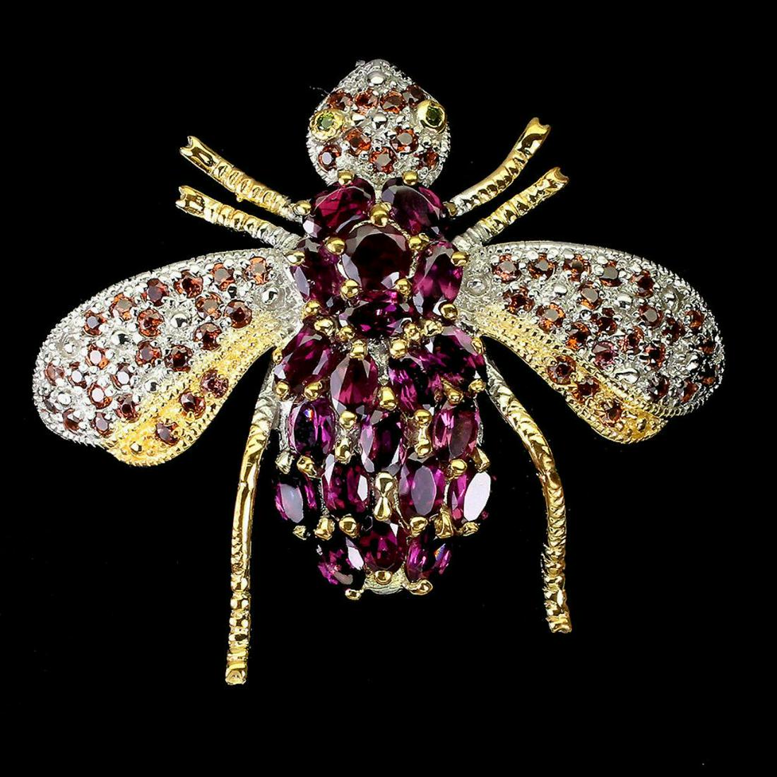 Natural Rhodolite Garnet Sapphire Bee Brooch (1 of 1)