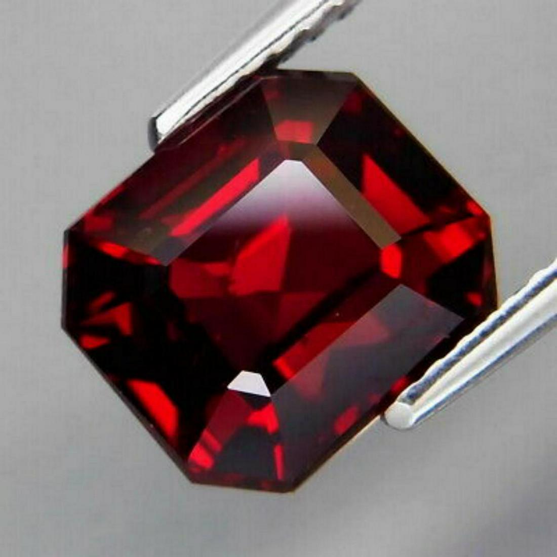 Natural Red Rhodolite Garnet 5.11 Ct - Untreated (1 of 1)