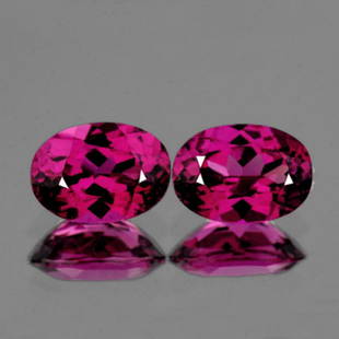 Natural Umba Raspberry Pink Rhodolite Garnet Pair - FL: Natural Rhodolite Garnet Pair; SHAPE : Oval ; SIZE ( L x W x D ) : 7.00 x 5.00 mm; QUANTITY : 2 pieces ( Perfectly Matched Pair ) COLOR : Raspberry Pink ; CLARITY : Flawless-VVS1; ORIGIN : Umba