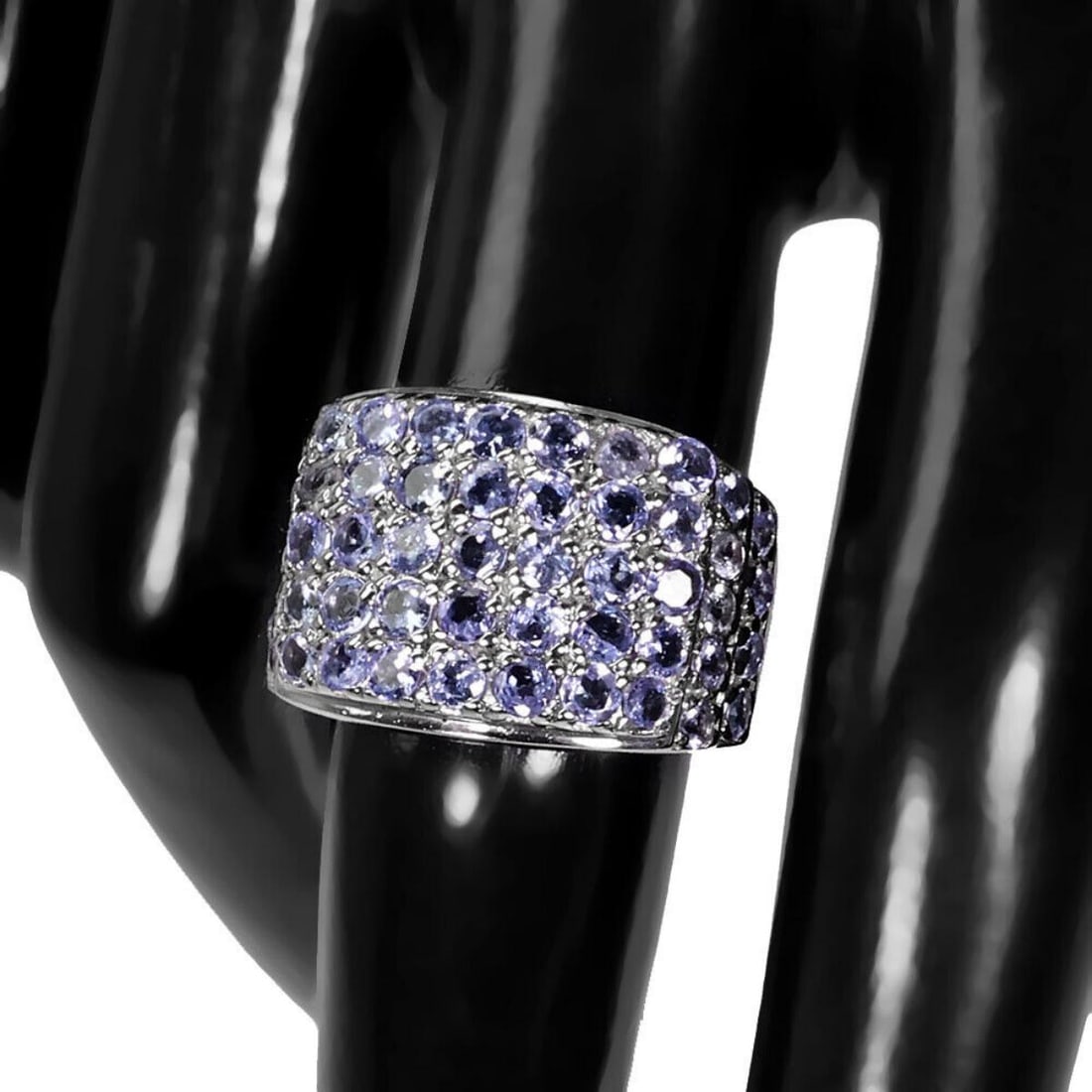 Natural Unheated Round Tanzanite Ring (1 of 2)