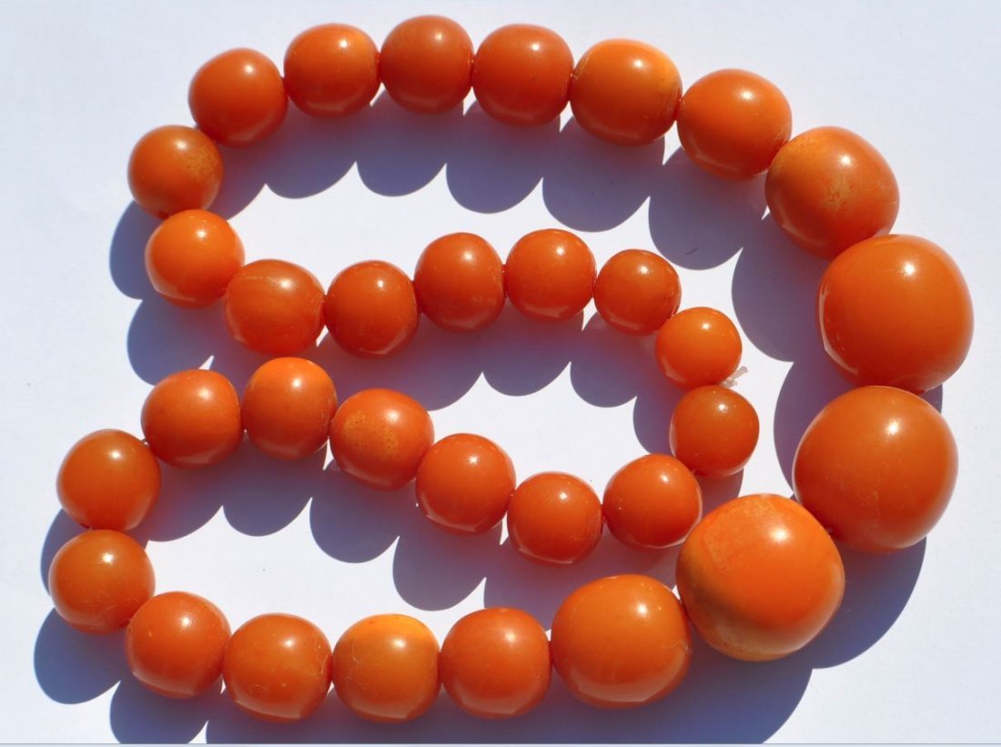 Vintage Natural Butterscotch Amber Necklace 84 Grams (1 of 8)