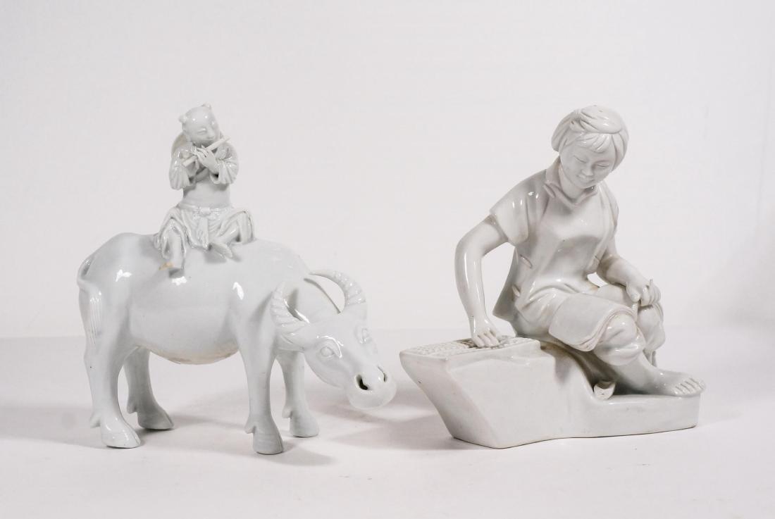 GROUP OF 2 CHINESE BLANC DE CHINE FIGURES (1 of 4)