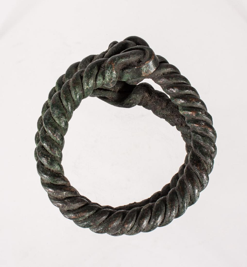 ANCIENT ROMAN BRONZE BRACELET (1 of 7)