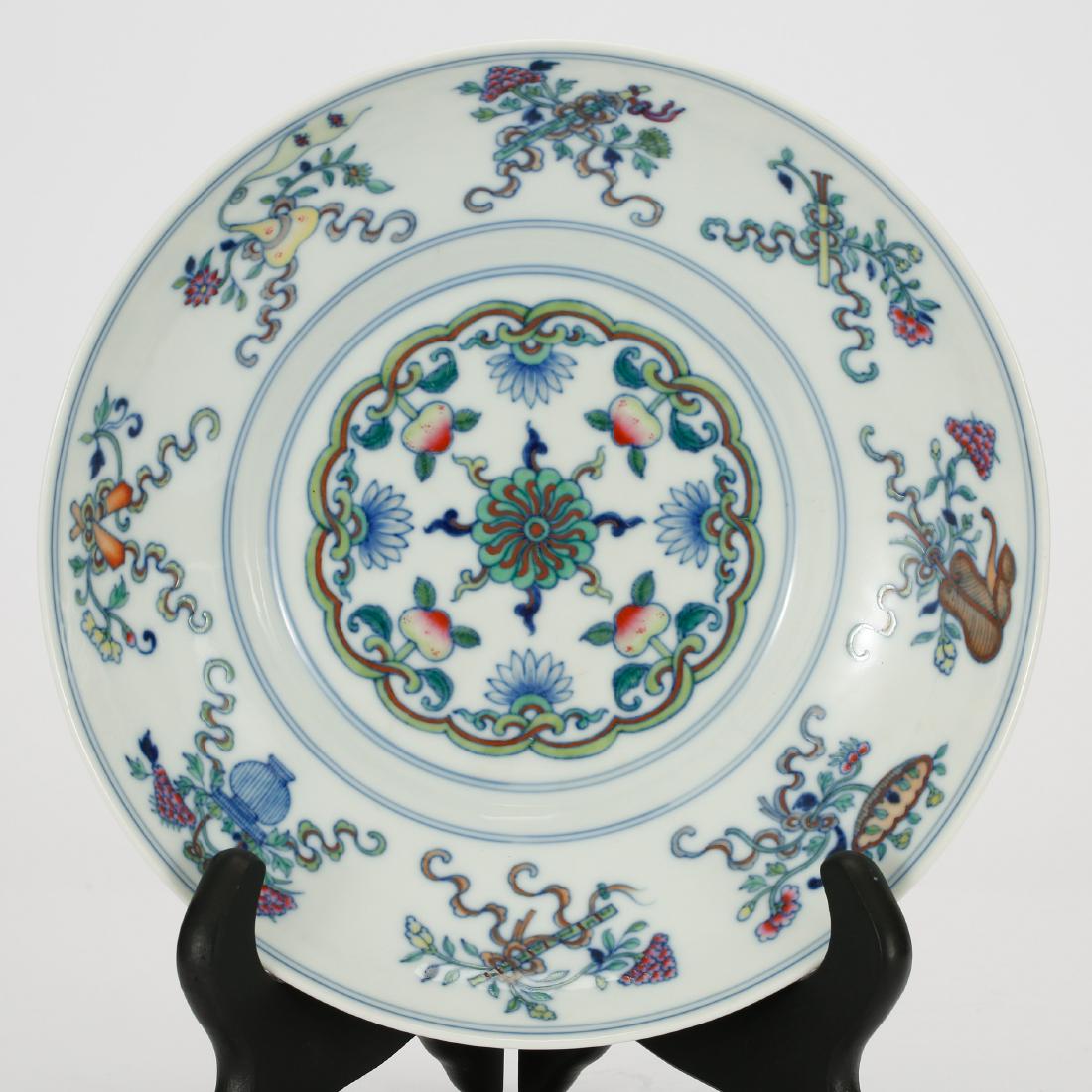 CHINESE DOUCAI PORCELAIN PLATE (1 of 5)