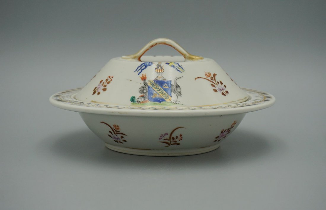 Antique chinese export armorial porcelain warm plate (1 of 5)
