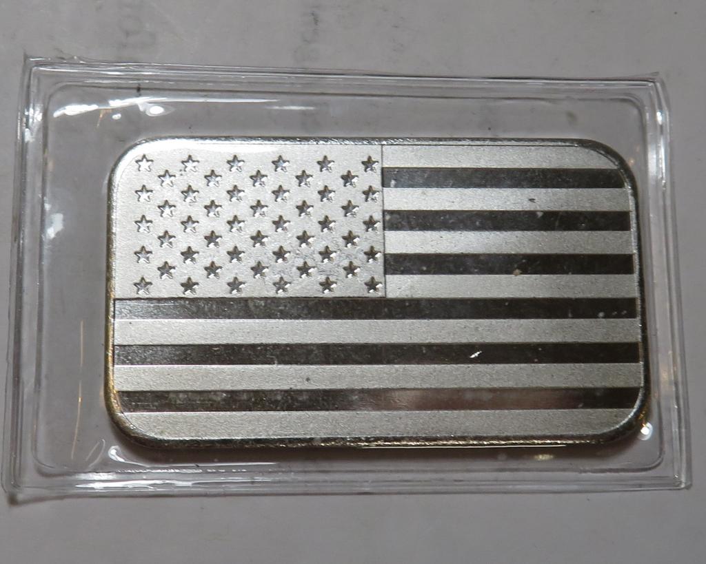 1 oz USA Flag Silver Bar AMERICAN FLAG BAR (1 of 2)