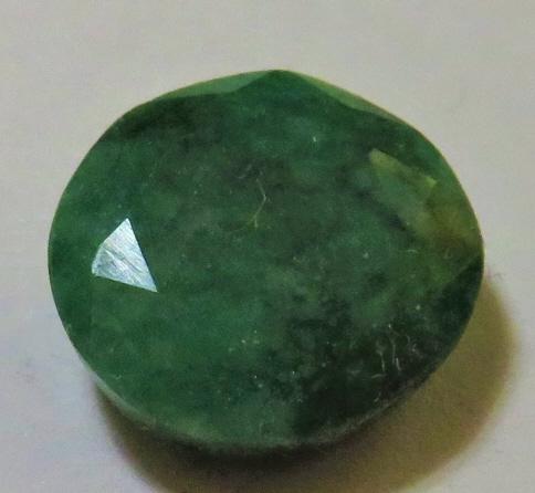 4.5 ct. Natural Emerlad Green Beryl Gemstone: Item is the EXACT in the image - Bidder decides the value and grade by the bids placed. C Lot Vault goods -