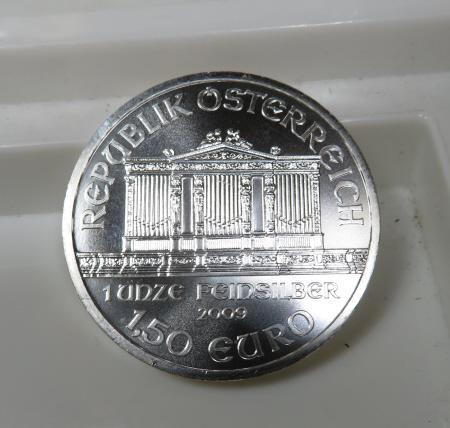 2009 Austrian Philharmonic Silver Bullion 1 oz (1 of 2)