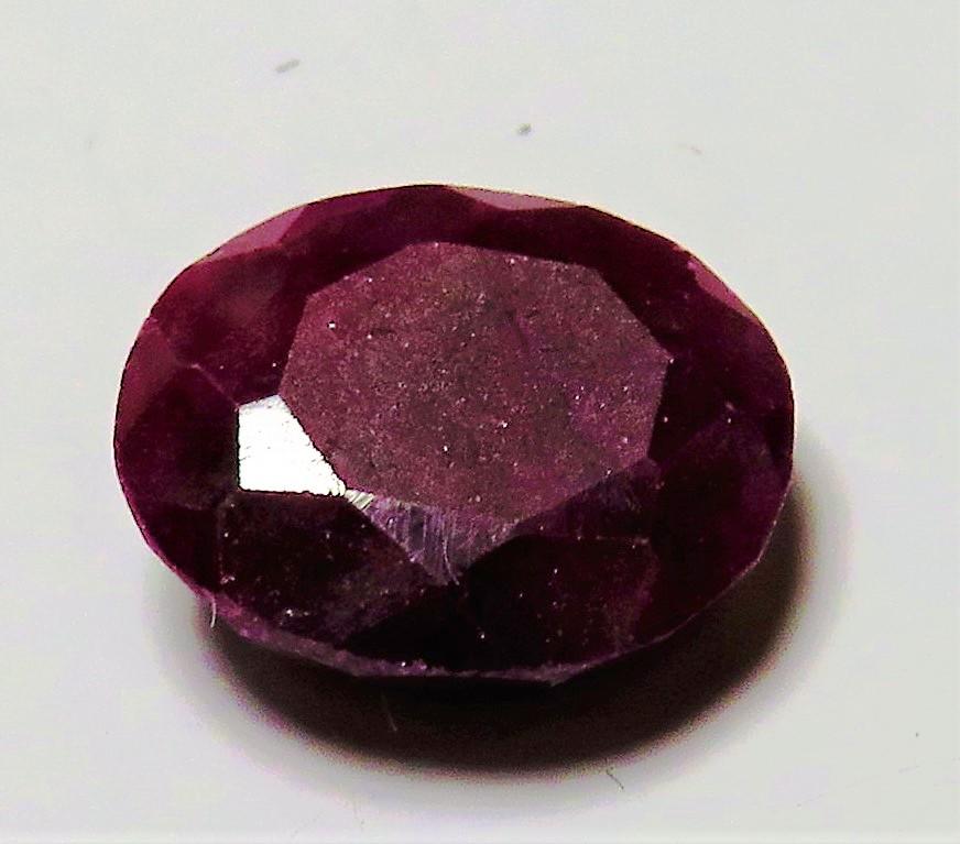 4 ct. Natural Ruby Gemstone (1 of 2)