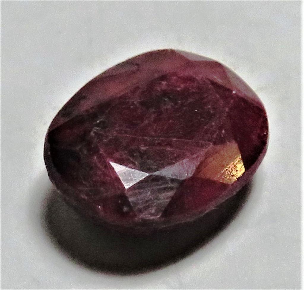 4 ct. Natural Ruby Gemstone (1 of 2)