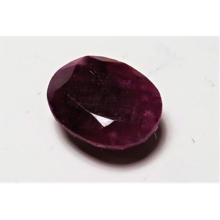 3.5ct Natural Ruby Gemstone (1 of 2)