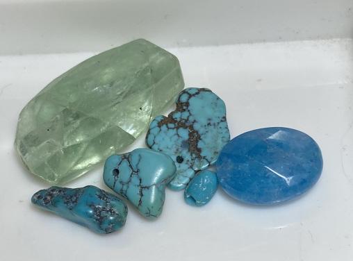 74 tcw. Natural Quartz - Gem - Turquoise Parcel (1 of 1)
