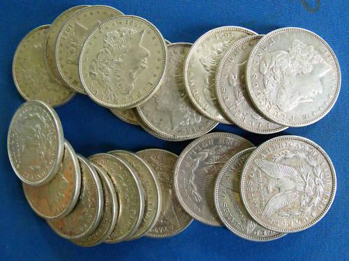 20 Morgan silver dollars - random (1 of 1)