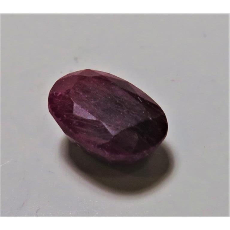 4.5 ct. Natural Ruby Gemstone (1 of 2)