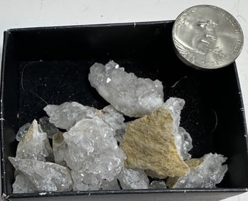 39.3 tgw Natural Cyrstal Geode Lot