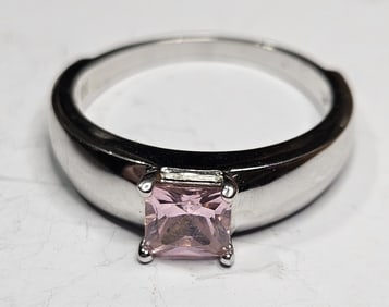 Sterling Silver Pink Topaz Fashion Ring