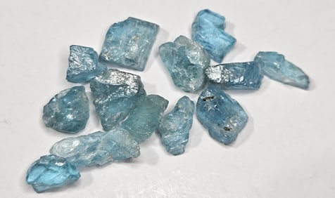 29.2 tcw. Natural Rough Aqua Marine Gem Parcel