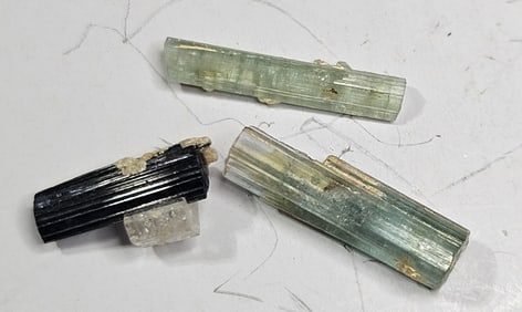 7 tcw. Gem Grade Tourmaline Crystal Parcel