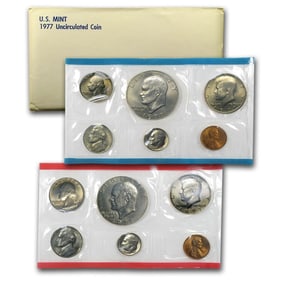 1977 US Mint Set - P & D Sets in OMP