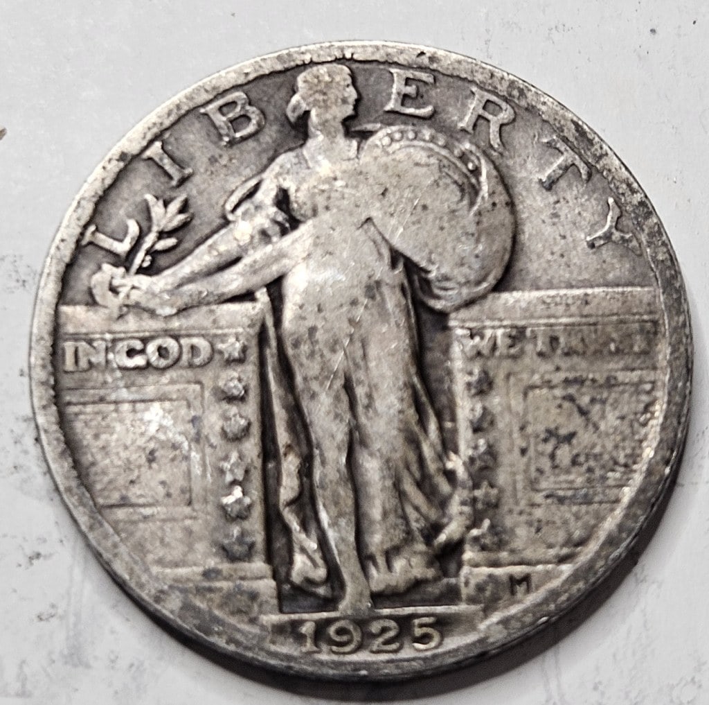 1925 VG Grade Standing Liberty Quarter: Item is the item in the image - Bidder is responsible for all value and grade determination - Please review all terms and conditions prior to placing any bids- All bids are an agreement to all terms -