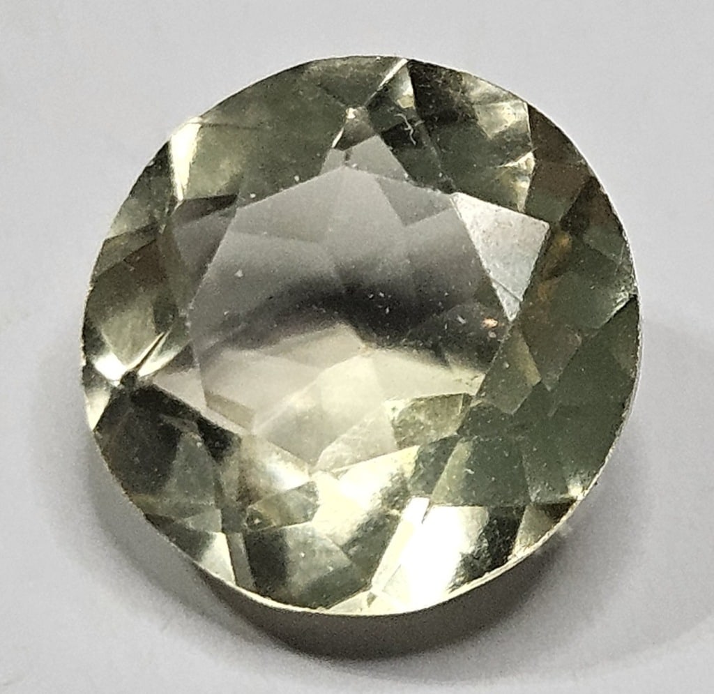 5.05 ct. Faceted Round Citrine Gemstone (1 of 4)