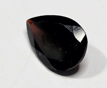 4.05 ct. Pear Shape Garnet Gemstone
