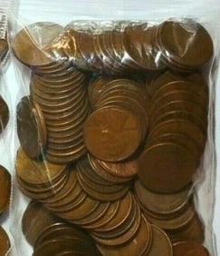 (1) Bag of 100 Lincoln Wheat Cents Unsearched
